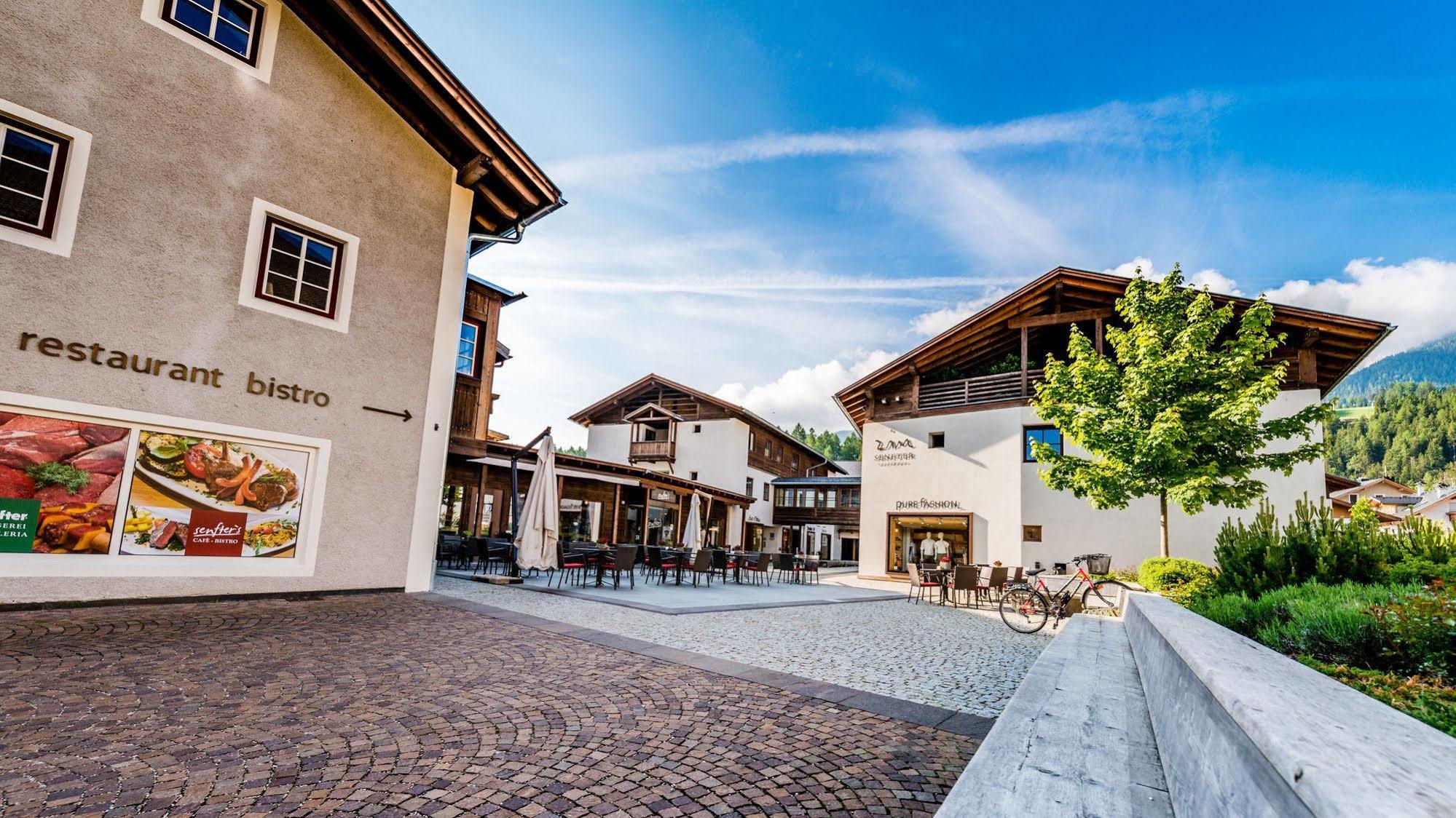 Zin Senfter Residence San Candido Eksteriør bilde